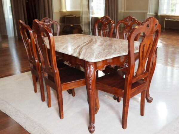 Luxurious Dining Table